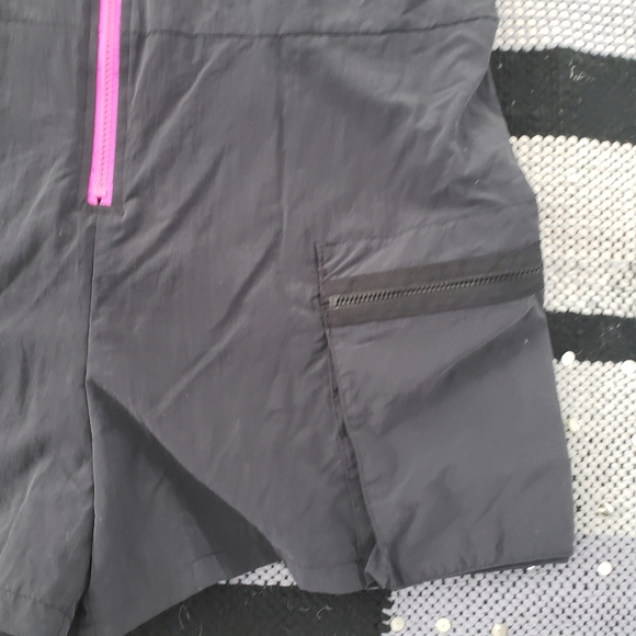 Nike women‘s icon clash romper size M - Picture 10 of 15